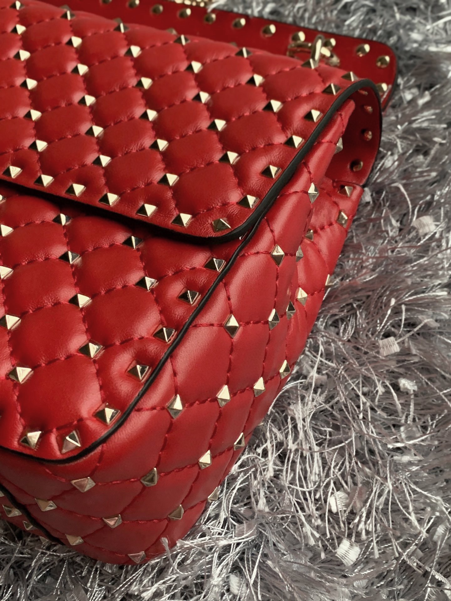 Valentino Garavani Rockstud Spike Big Chain Bag in Red Supple Lambskin Nappa